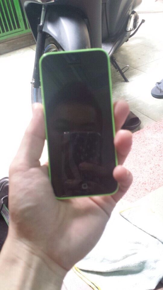 5C quốc tế 16g GREEN mới 100% zin 100% giá rẻ thúi, còn bh - 5