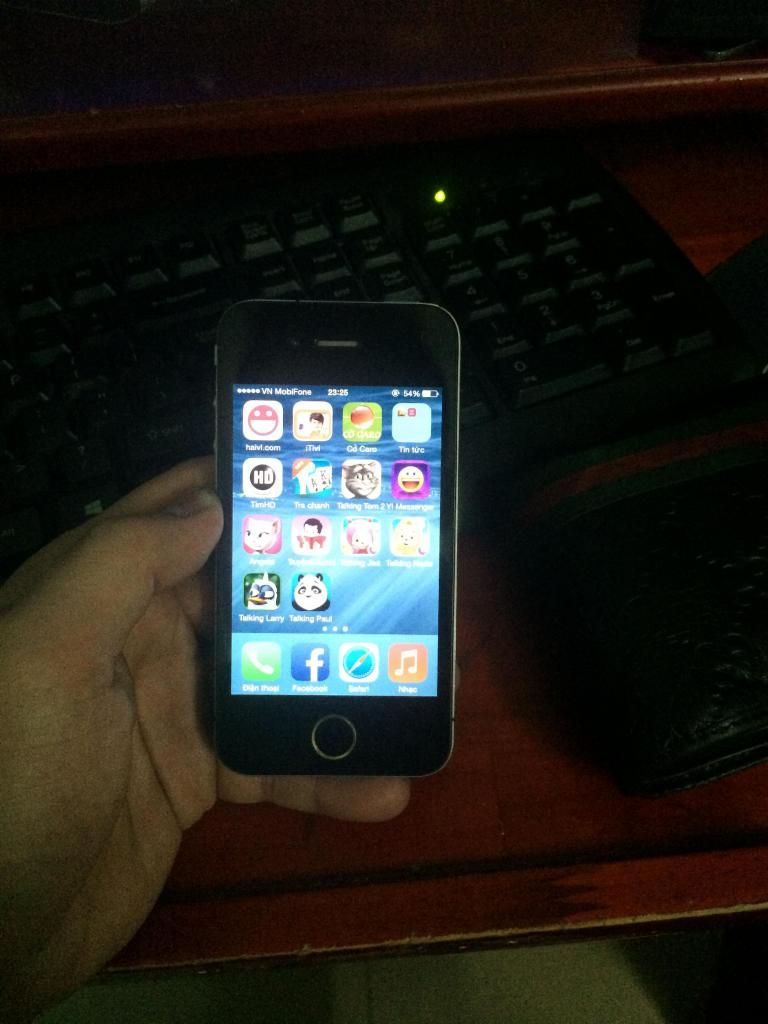 ip4 HÀNG FPT full box dep như mơ giá 3txxxxxxx - 3