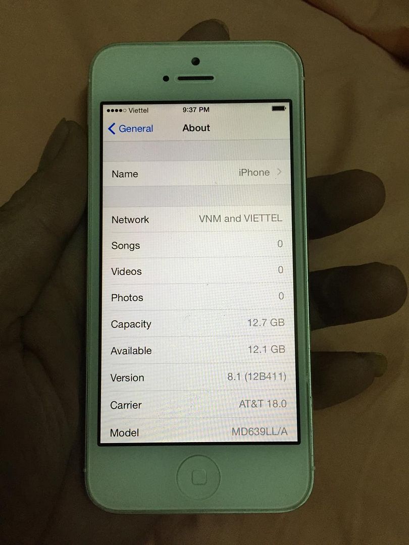 iphone 5S 64G qte = 8tr . 5S lock GOLD = 6.5tr . IP 5 trắng đen = 5.4tr .IP 4S lock 2 - 7