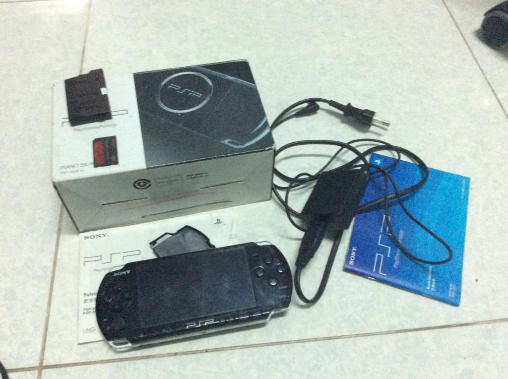 Bán nhanh máy PSP 3002