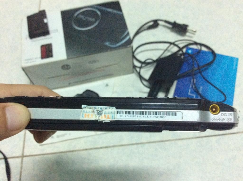 Bán nhanh máy PSP 3002 - 4