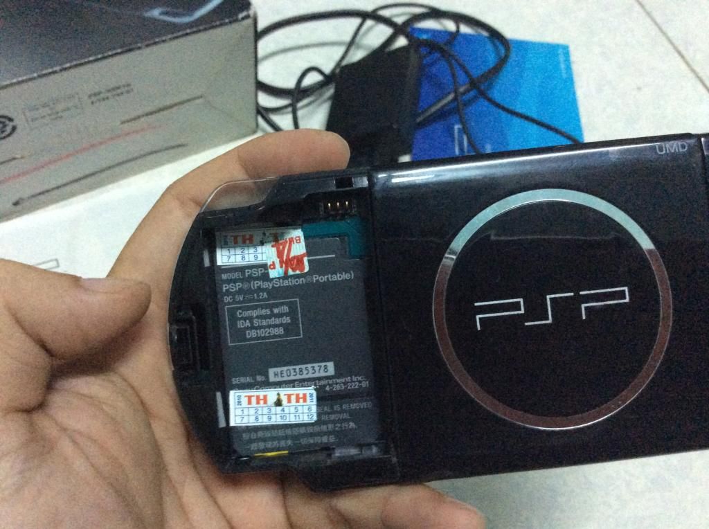 Bán nhanh máy PSP 3002 - 5